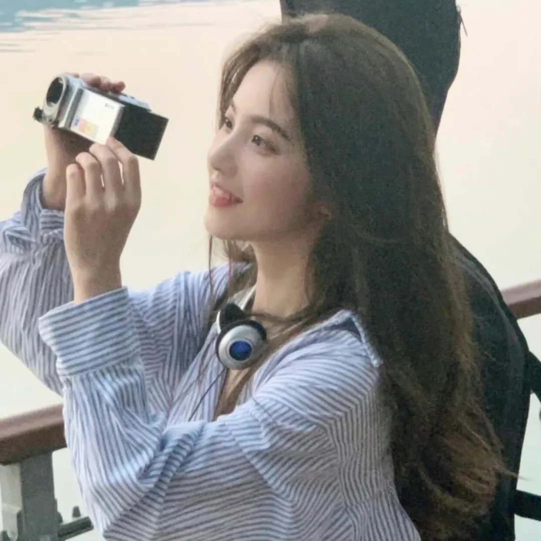 出柜好莱鸟